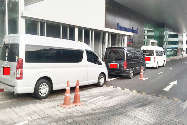 เช่ารถตู้ VIP พร้อมคนขับ กรุงเทพ โคราช
